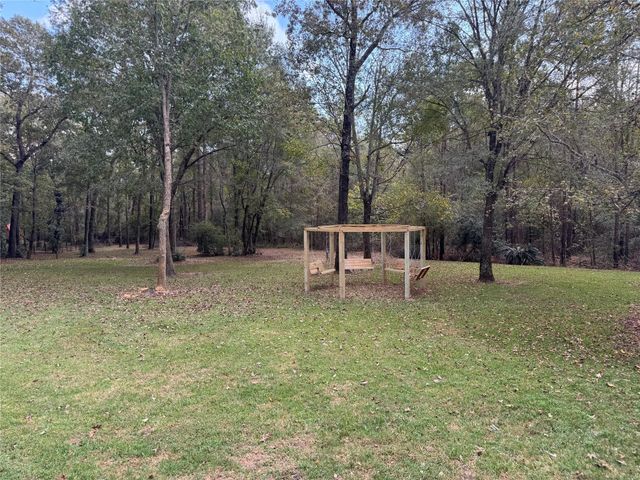 103 Fish Creek Lane, Montgomery, TX 77316