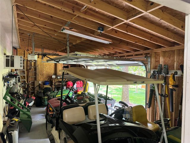 103 Fish Creek Lane, Montgomery, TX 77316