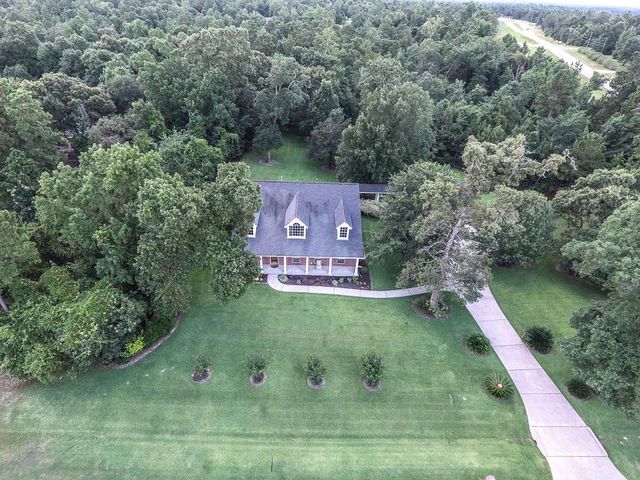 103 Fish Creek Lane, Montgomery, TX 77316