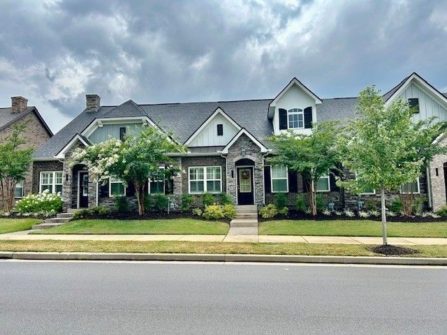 118 Jane Xing, Mount Juliet, TN 37122
