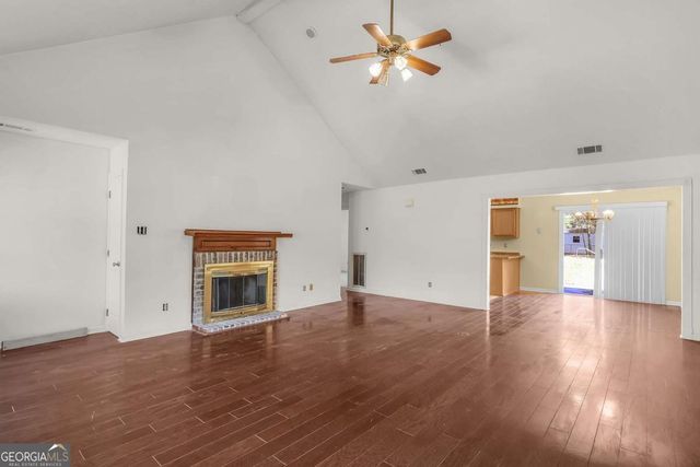 677 Roebling Road, Bloomingdale, GA 31302