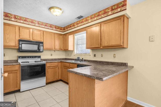 677 Roebling Road, Bloomingdale, GA 31302