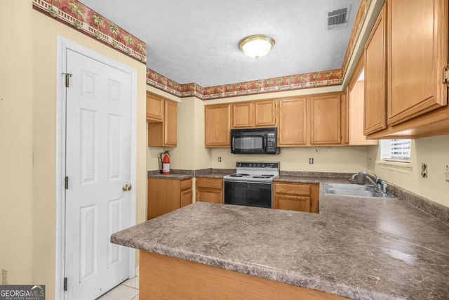 677 Roebling Road, Bloomingdale, GA 31302