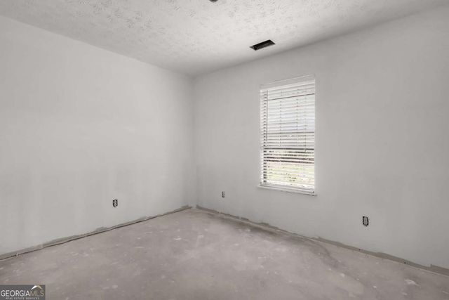 677 Roebling Road, Bloomingdale, GA 31302