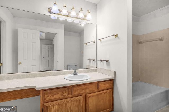 677 Roebling Road, Bloomingdale, GA 31302