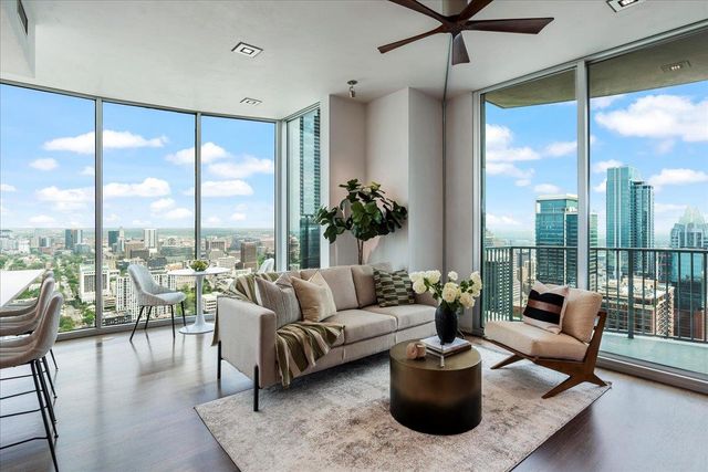 360 Nueces ST 4211, Austin, TX 78701