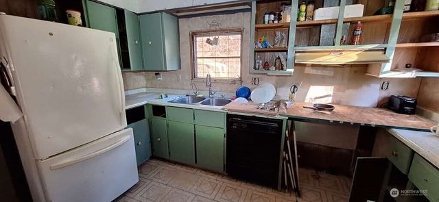 1586 King Road, Winlock, WA 98596