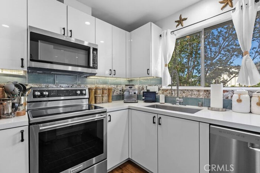 591 Avenida Majorca O, Laguna Woods, CA 92673 — photo 2
