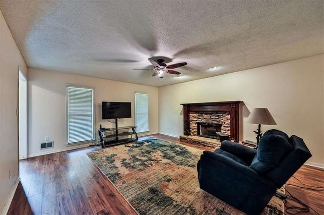 40 Oxford Place, Dallas, GA 30157