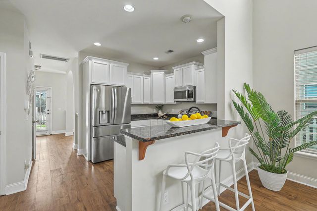111 Comiskey Park Circle, Summerville, SC 29485