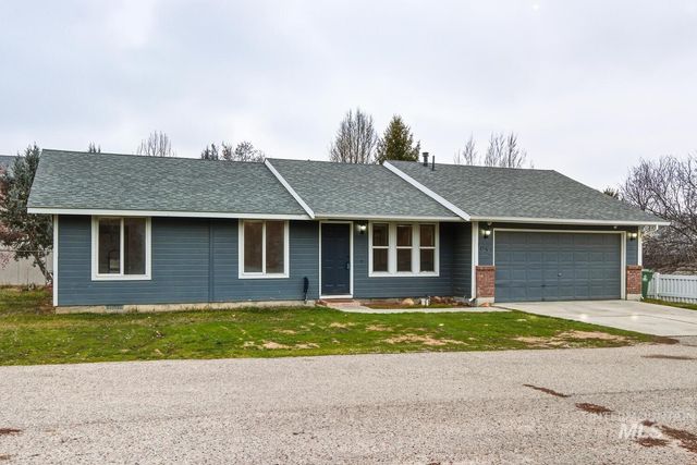 1052 NW 5th Ave, Meridian, ID 83642