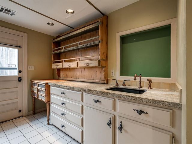 1105 Tedford Way, Oklahoma City, OK 73116