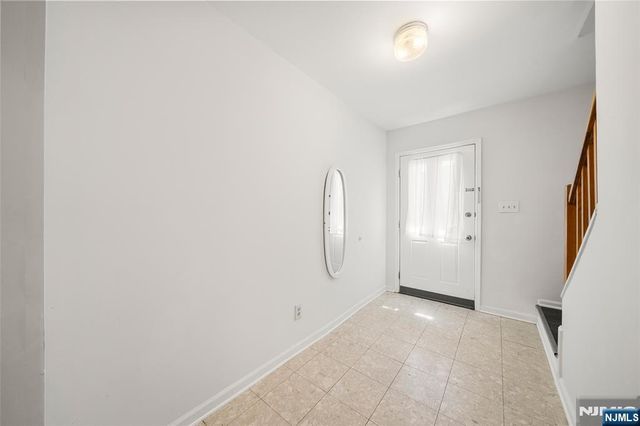 161 Roosevelt Place, Palisades Park, NJ 07650