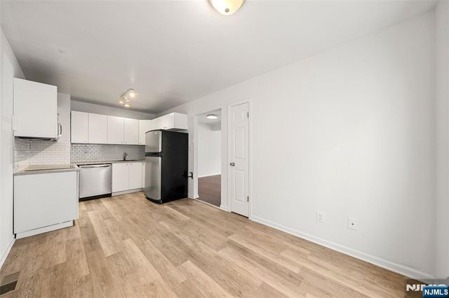 161 Roosevelt Place, Palisades Park, NJ 07650