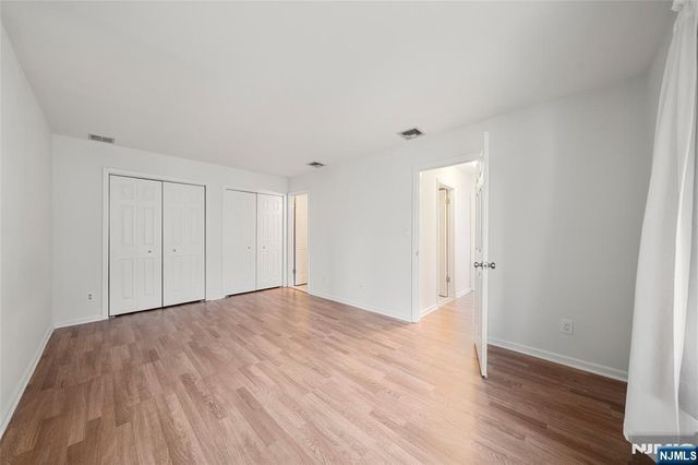 161 Roosevelt Place, Palisades Park, NJ 07650