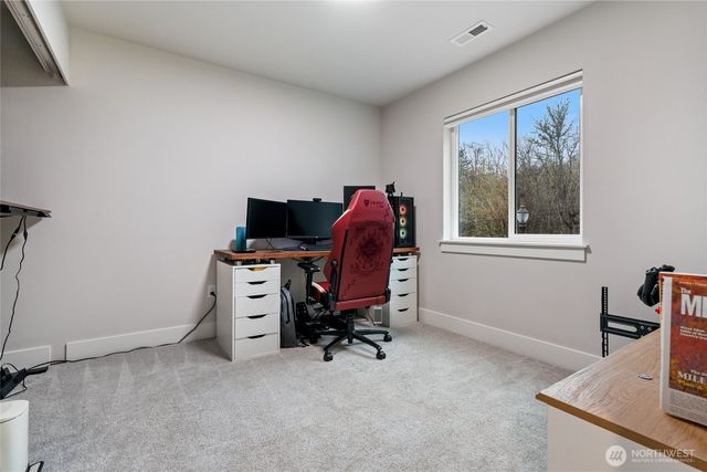 138 Blackfish Court, Bremerton, WA 98310