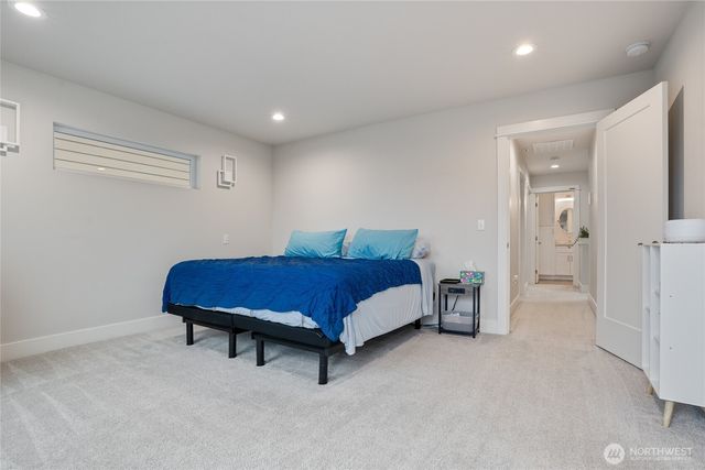 138 Blackfish Court, Bremerton, WA 98310