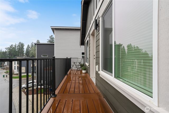 138 Blackfish Court, Bremerton, WA 98310
