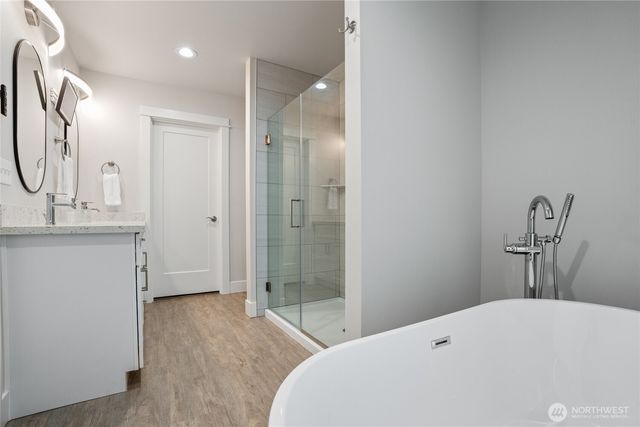 138 Blackfish Court, Bremerton, WA 98310