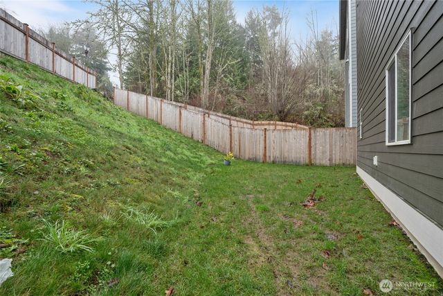 138 Blackfish Court, Bremerton, WA 98310