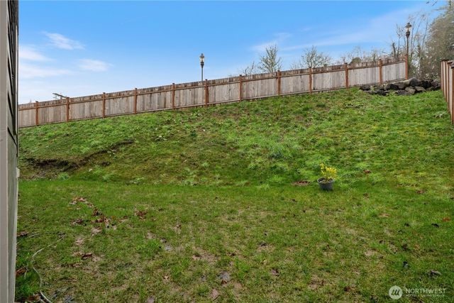 138 Blackfish Court, Bremerton, WA 98310