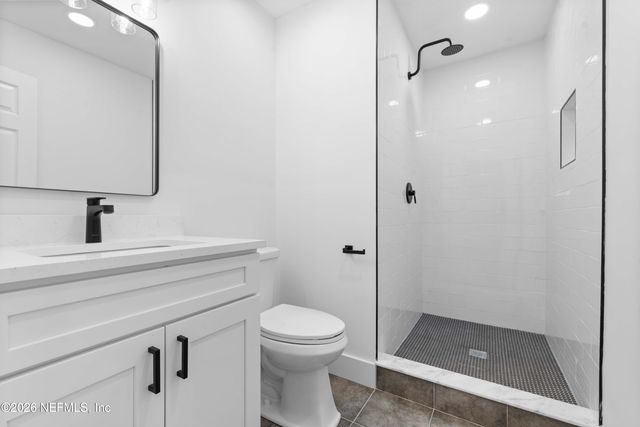 7541 STRATO Road, Jacksonville, FL 32210