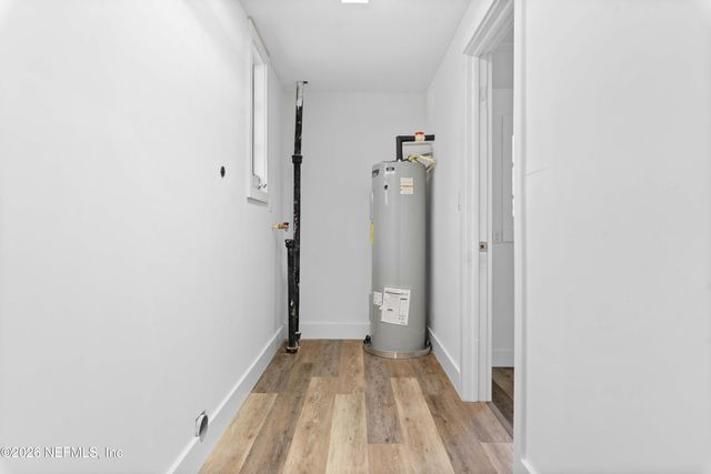 7541 STRATO Road, Jacksonville, FL 32210