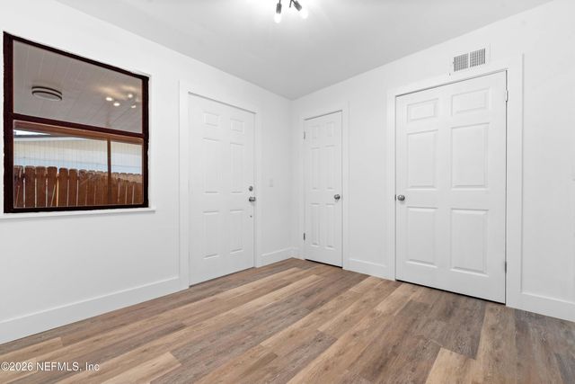 7541 STRATO Road, Jacksonville, FL 32210