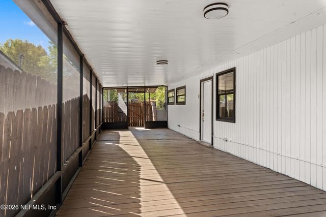 7541 STRATO Road, Jacksonville, FL 32210