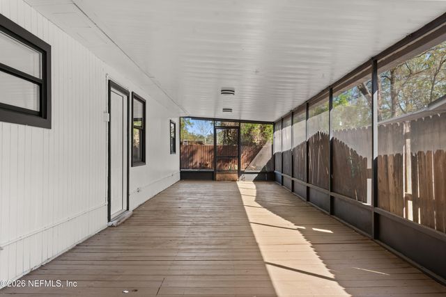 7541 STRATO Road, Jacksonville, FL 32210