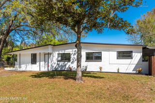 7541 STRATO Road, Jacksonville, FL 32210