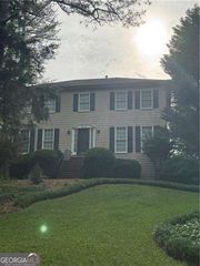 3125 Dogwood Valley Court, Marietta, GA 30068