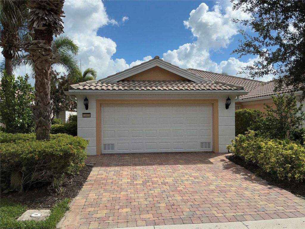 11616 GARESSIO LANE, Sarasota, FL 34238