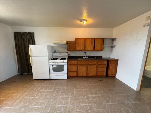 124 Turquoise Trail Court, Santa Fe, NM 87508