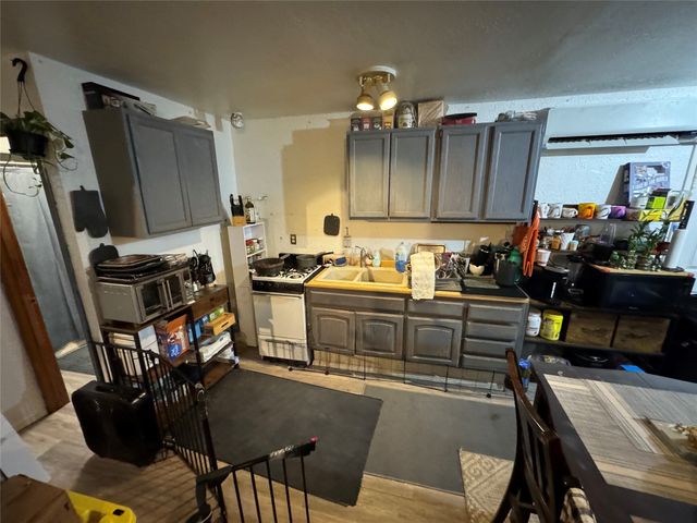 124 Turquoise Trail Court, Santa Fe, NM 87508