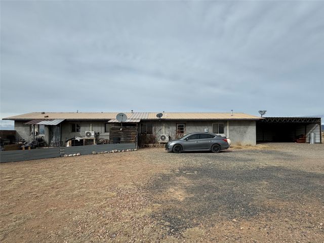 124 Turquoise Trail Court, Santa Fe, NM 87508
