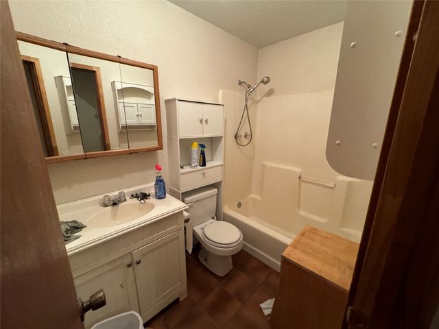 124 Turquoise Trail Court, Santa Fe, NM 87508
