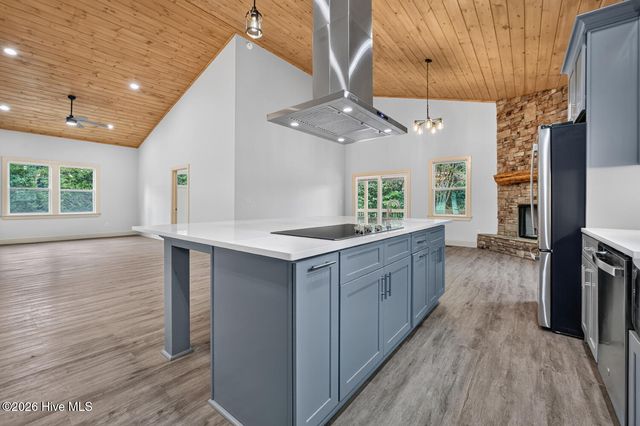 2125 Shady Grove Road, Murphy, NC 28906