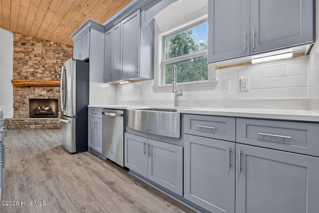 2125 Shady Grove Road, Murphy, NC 28906