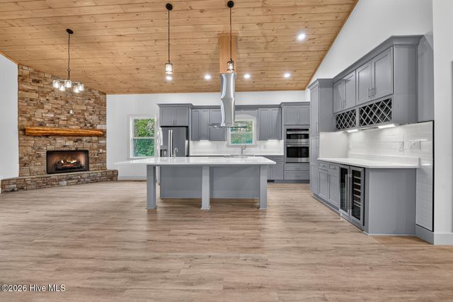 2125 Shady Grove Road, Murphy, NC 28906