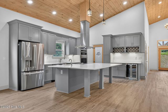 2125 Shady Grove Road, Murphy, NC 28906