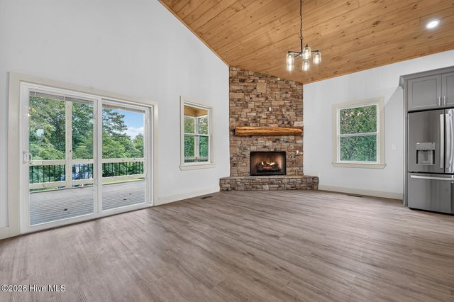 2125 Shady Grove Road, Murphy, NC 28906