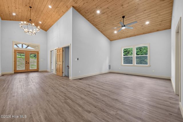 2125 Shady Grove Road, Murphy, NC 28906