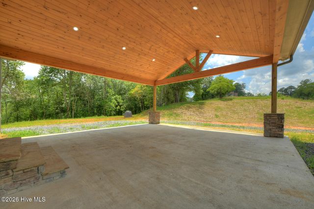 2125 Shady Grove Road, Murphy, NC 28906
