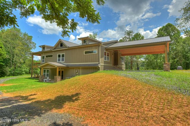 2125 Shady Grove Road, Murphy, NC 28906