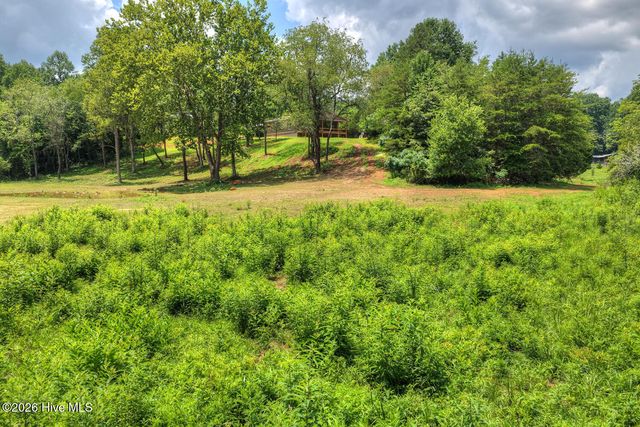 2125 Shady Grove Road, Murphy, NC 28906