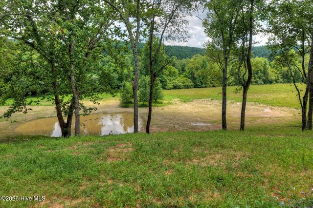 2125 Shady Grove Road, Murphy, NC 28906