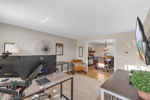 2225 Abbey Lane, Akron, OH 44319