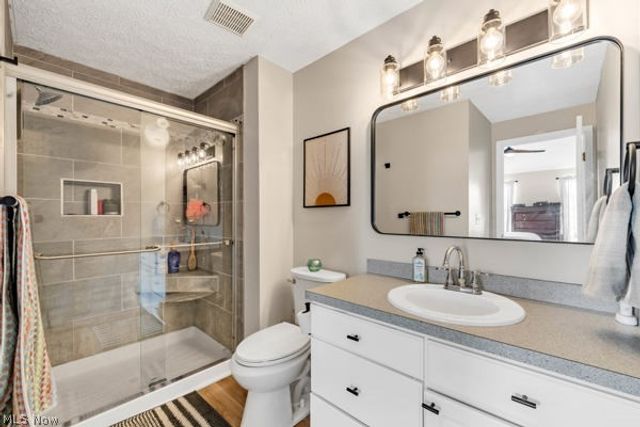 2225 Abbey Lane, Akron, OH 44319