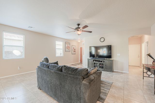 19228 N VENTANA Lane, Maricopa, AZ 85138